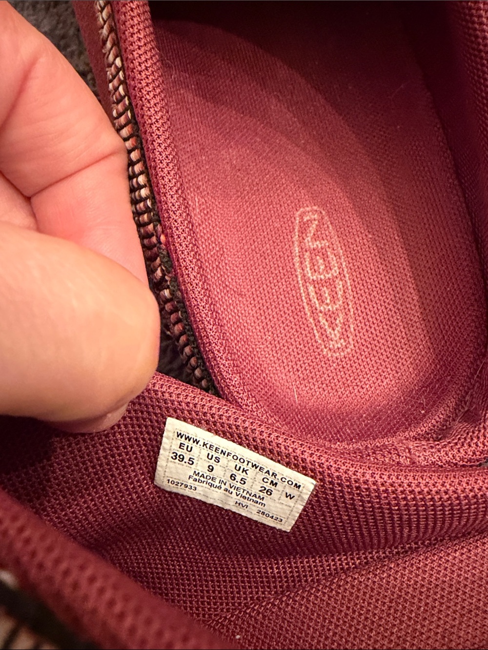 Keen Women's Rust Red Slip-On Clogs - Picture 5 of 8